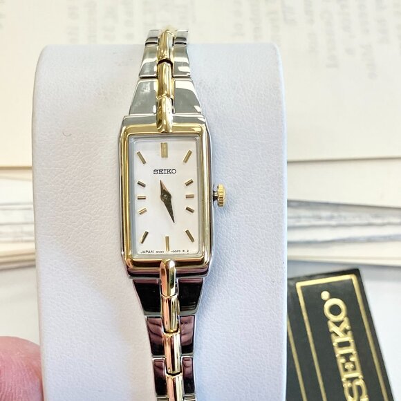 Seiko Women's Watch - Picture 1 of 6